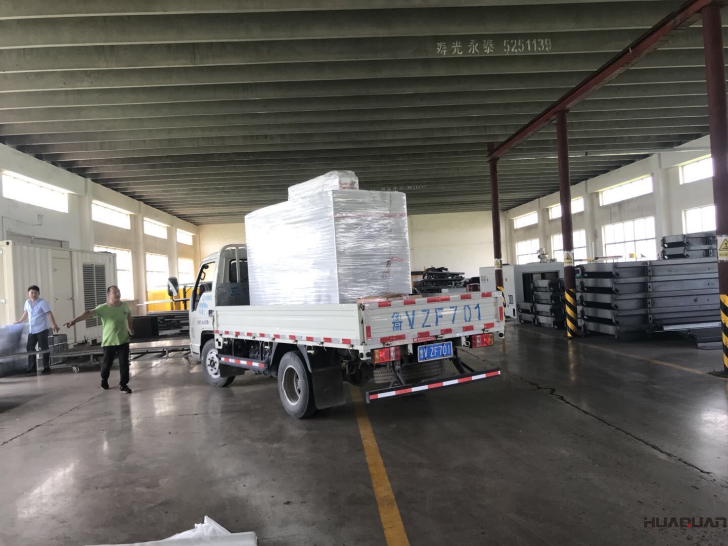 發貨了！7月19號一臺HQ100GF靜音箱型柴油發電機組以發往湖北