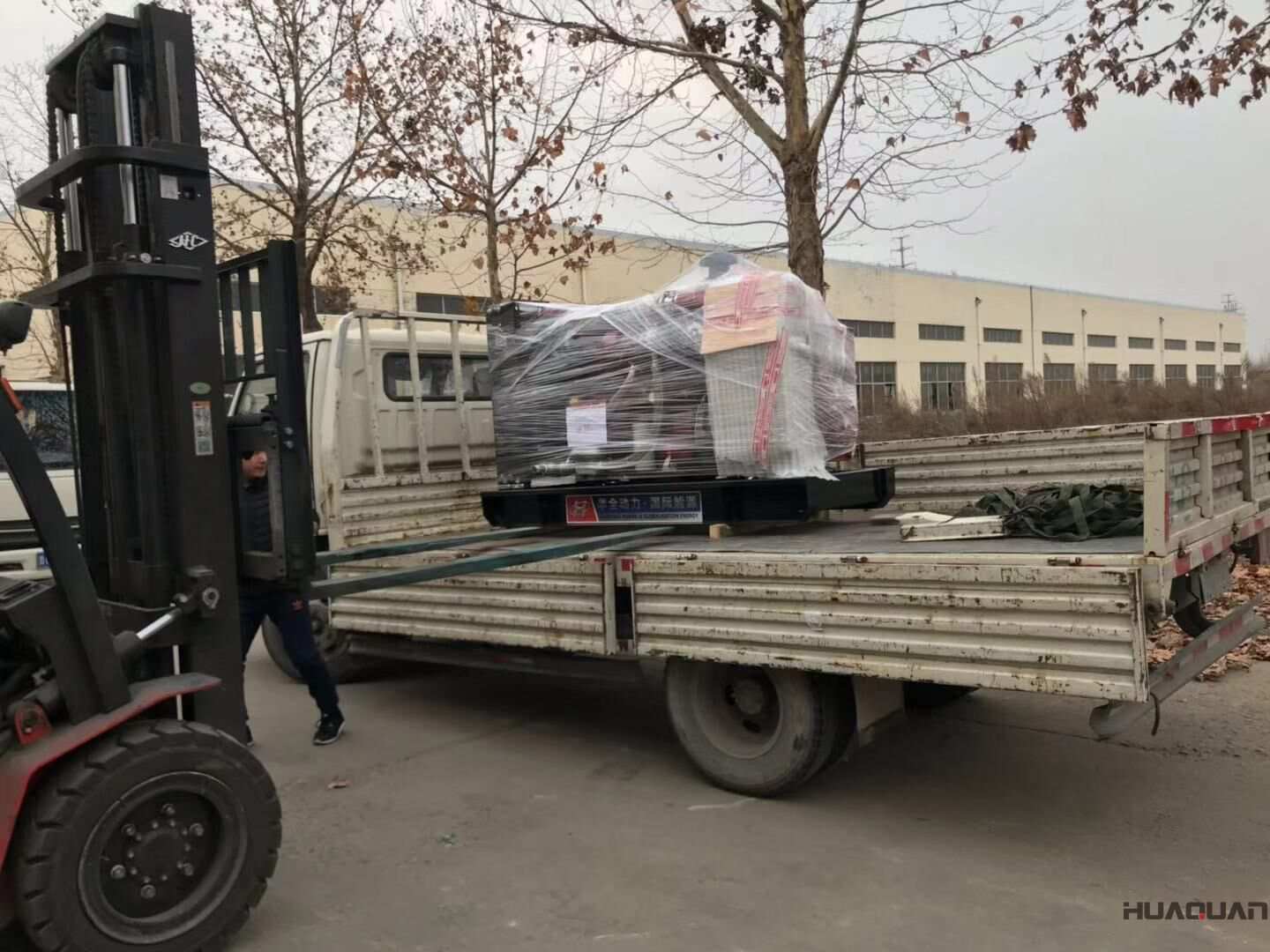 11月16日，一臺40kw標配柴油發(fā)電機組從華全動力順利發(fā)往海南