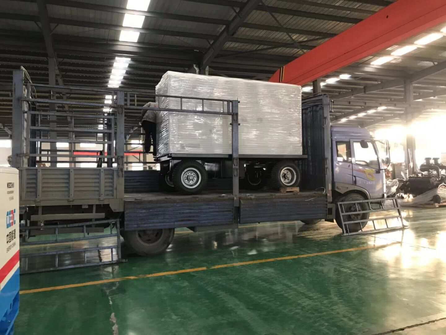 山東省李先生從華全動(dòng)力采購的400kw靜音型柴油發(fā)電機(jī)組已于1月17日順利發(fā)往目的地